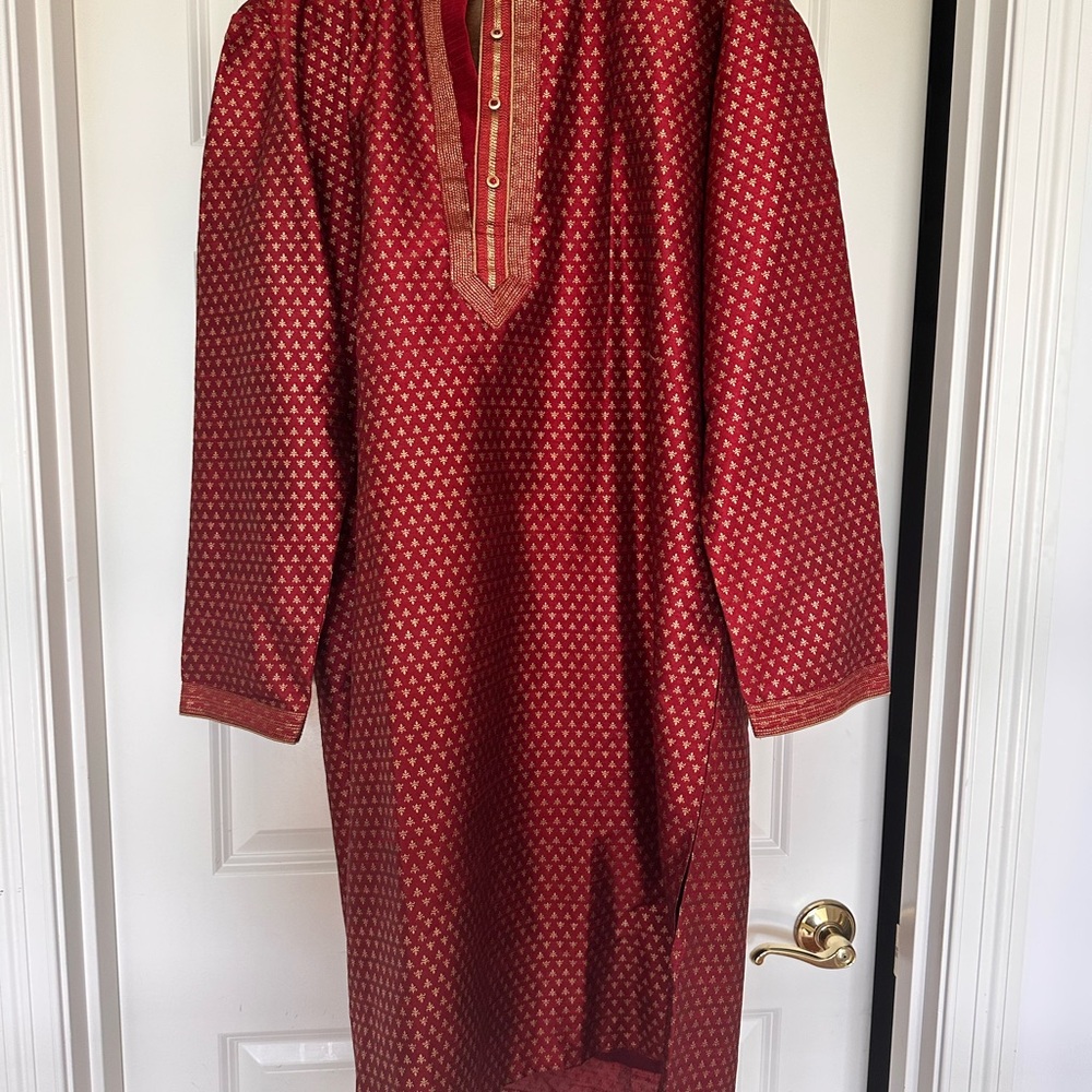 Lee Burgundy and Gold Patterned Shirt